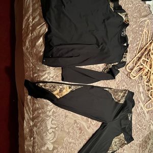 Women camo set